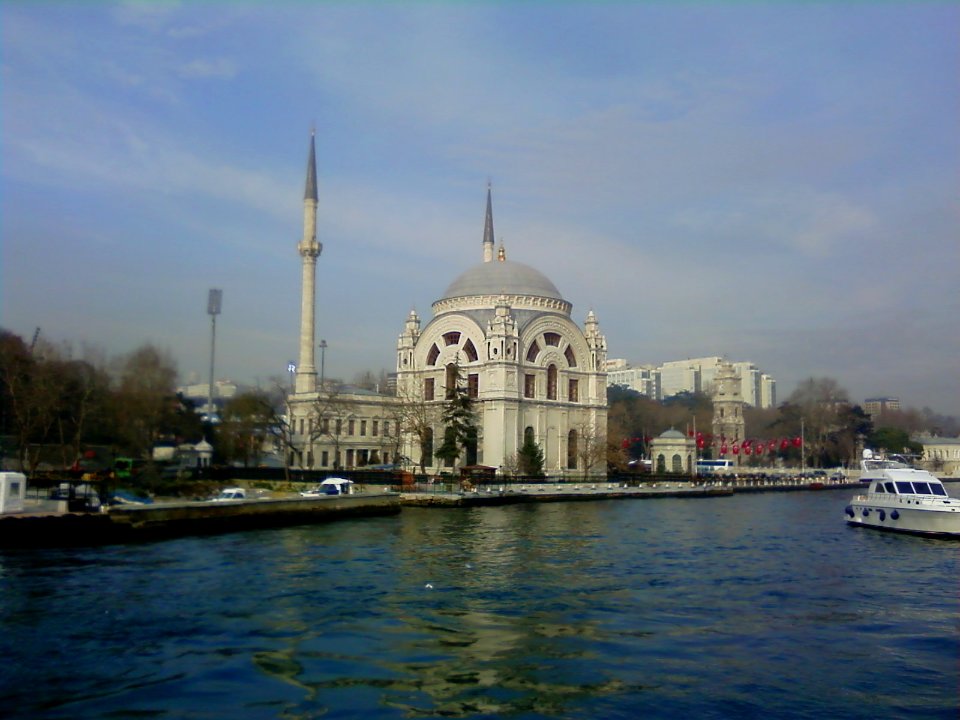 Dolmabahce Mosque - January 2011 - 15