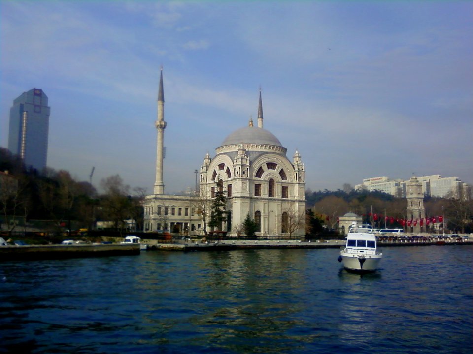 Dolmabahce Mosque - January 2011 - 16