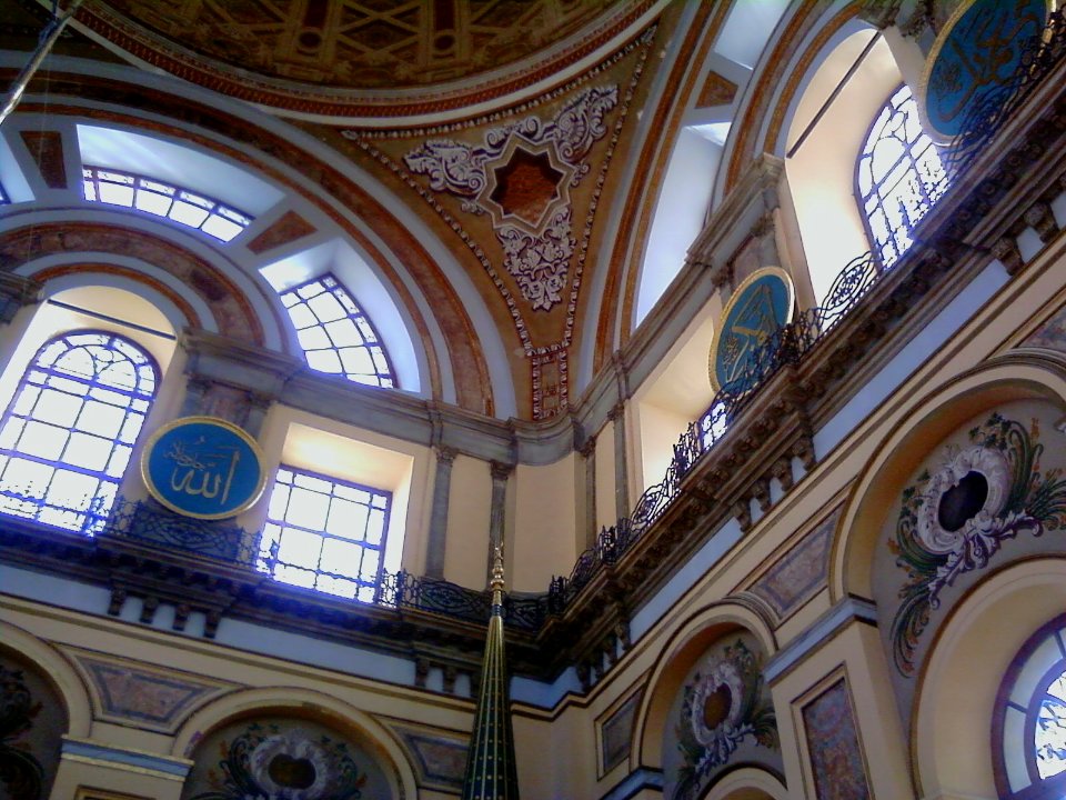 Dolmabahce Mosque - January 2011 - 12