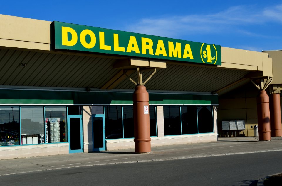 DollaramaRichmondHill3