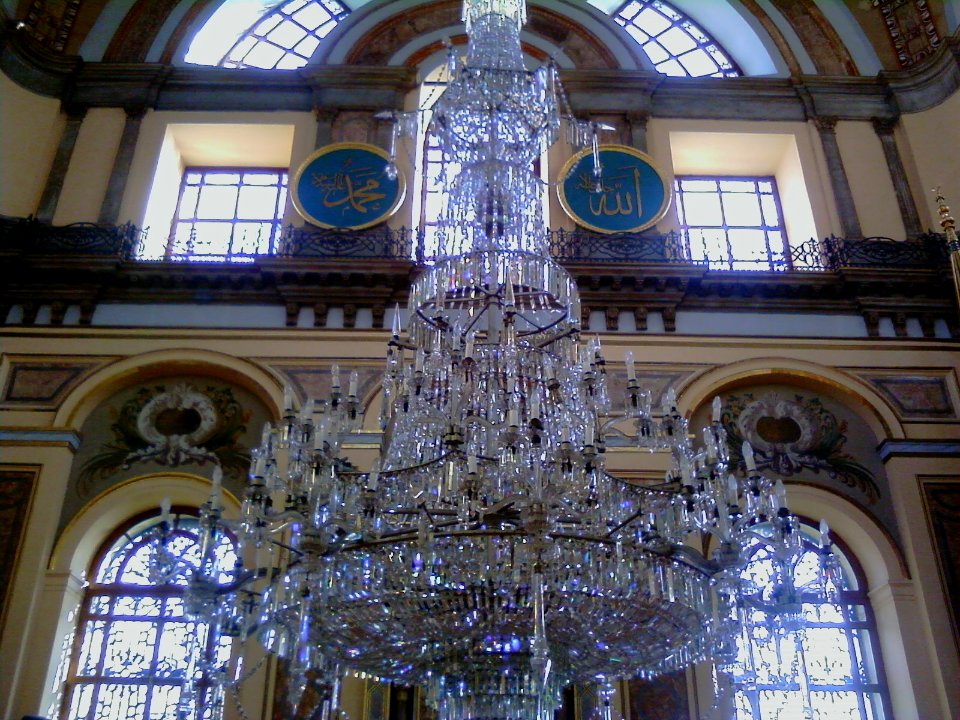 Dolmabahce Mosque - January 2011 - 08