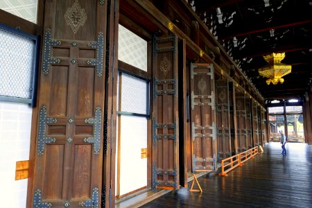 Doors - Nishi Hongwanji - Kyoto, Japan - DSC07189