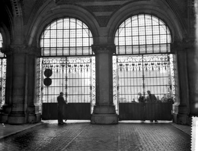 Doorgang Rijksmuseum afgesloten voor wielrijders, hekken worden gesloten, Bestanddeelnr 910-8788