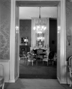Doorkijk van de blauwe naar de groene salon, Bestanddeelnr 909-4056