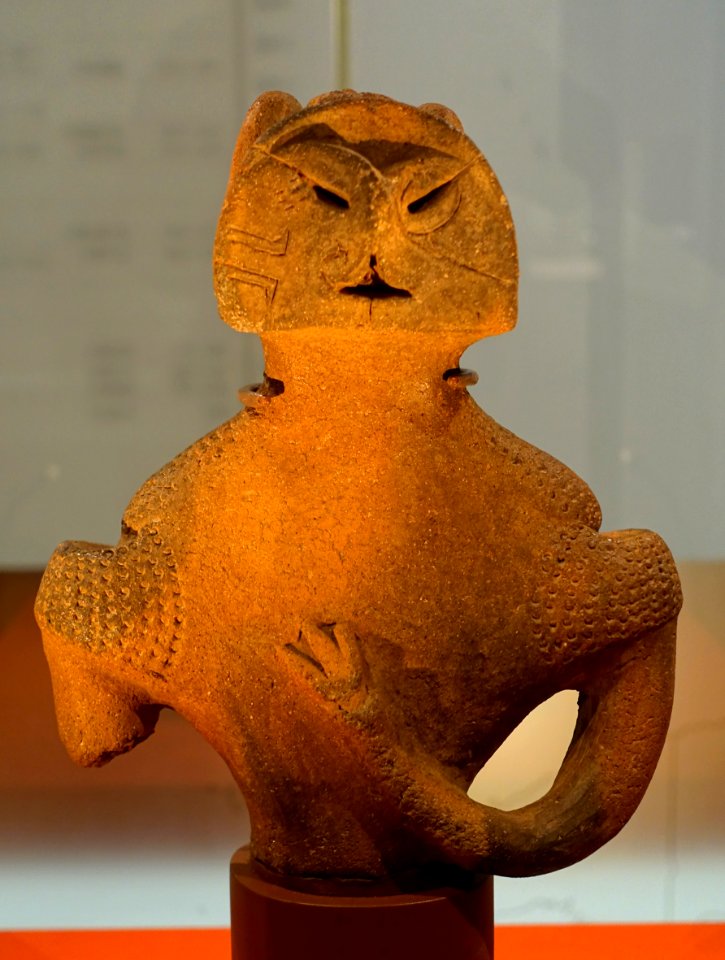 Dogu, excavated at Kamikurokoma, Misaka-cho, Fuefuki-shi, Yamanashi, Jomon period, 3000-2000 BC, ceramic - Ishikawa Prefectural Museum of Traditional Arts and Crafts - Kanazawa, Japan - DSC09385
