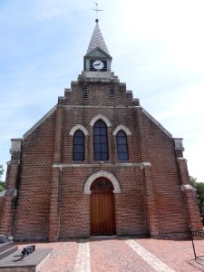 Dolignon (Aisne) église, façade entrée