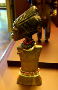 Doll - Yoruba, Nigeria - Royal Museum for Central Africa - DSC06618