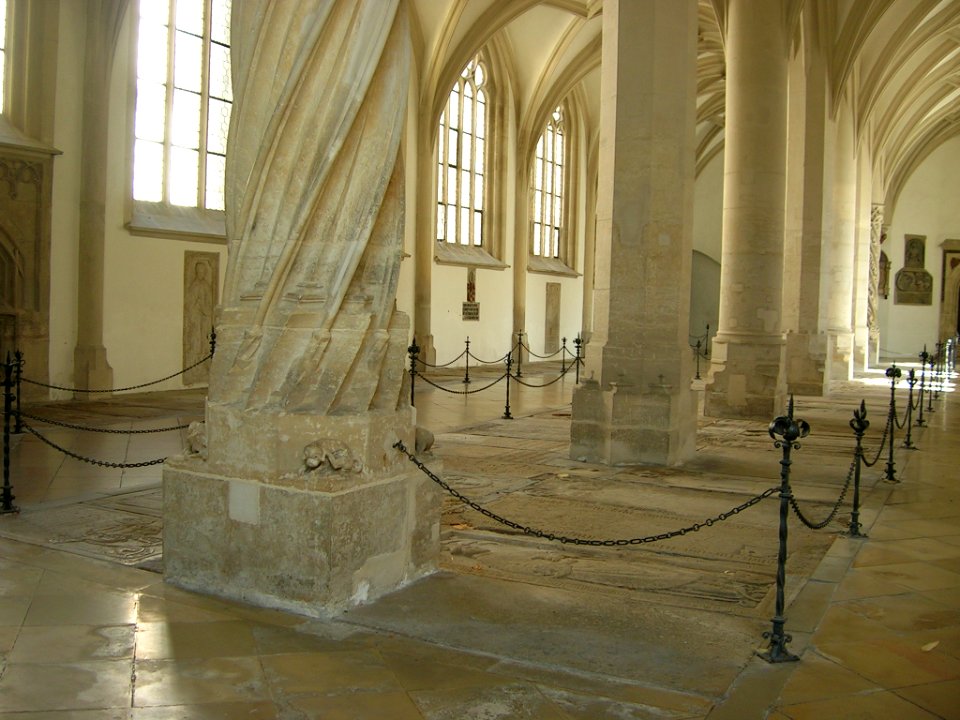Dom Eichstätt Mortuarium -Westschiff von SO