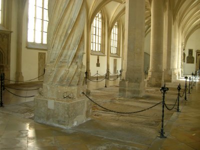Dom Eichstätt Mortuarium -Westschiff von SO
