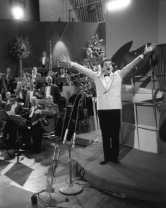 Domenico Modugno (1958), Bestanddeelnr 909-4001