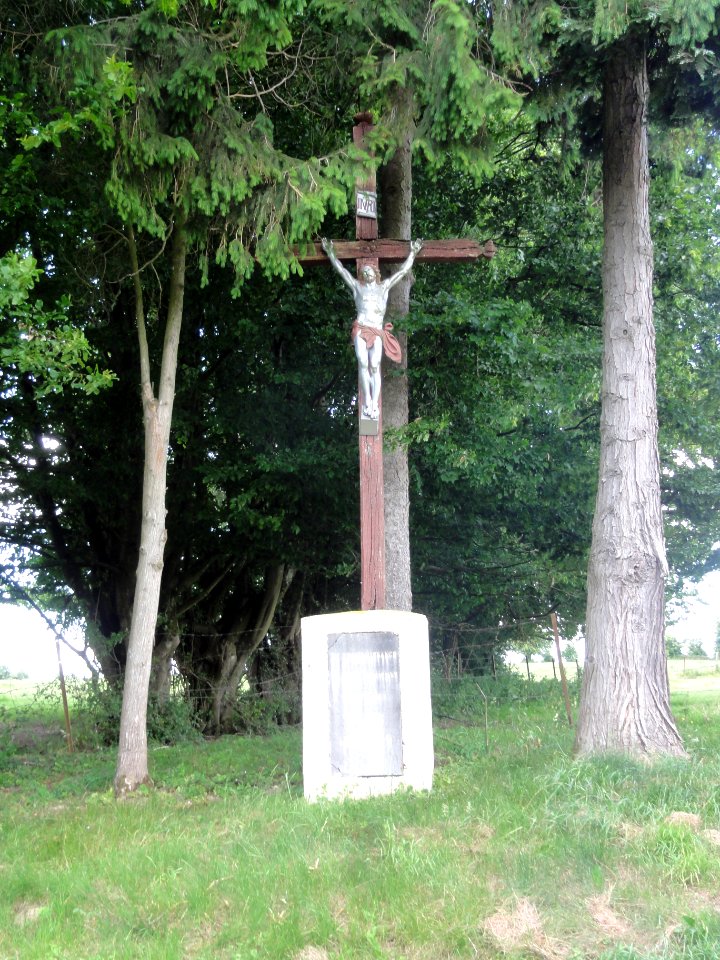 Dohis (Aisne) croix de chemin