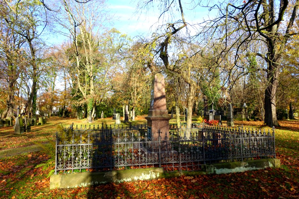 Dom- und Magnifriedhof - Braunschweig, Germany - DSC04237