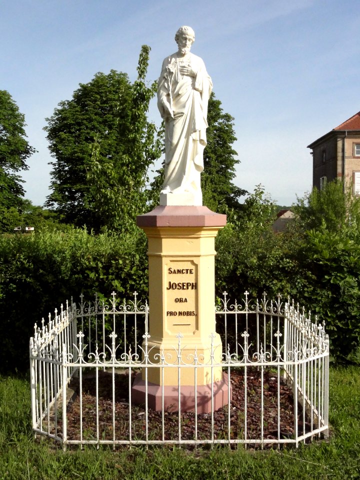 Dolving (Moselle) Couvent de Saint-Ulrich, jardin, St.Joseph
