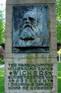 Dordrecht relief burgemeester wichers