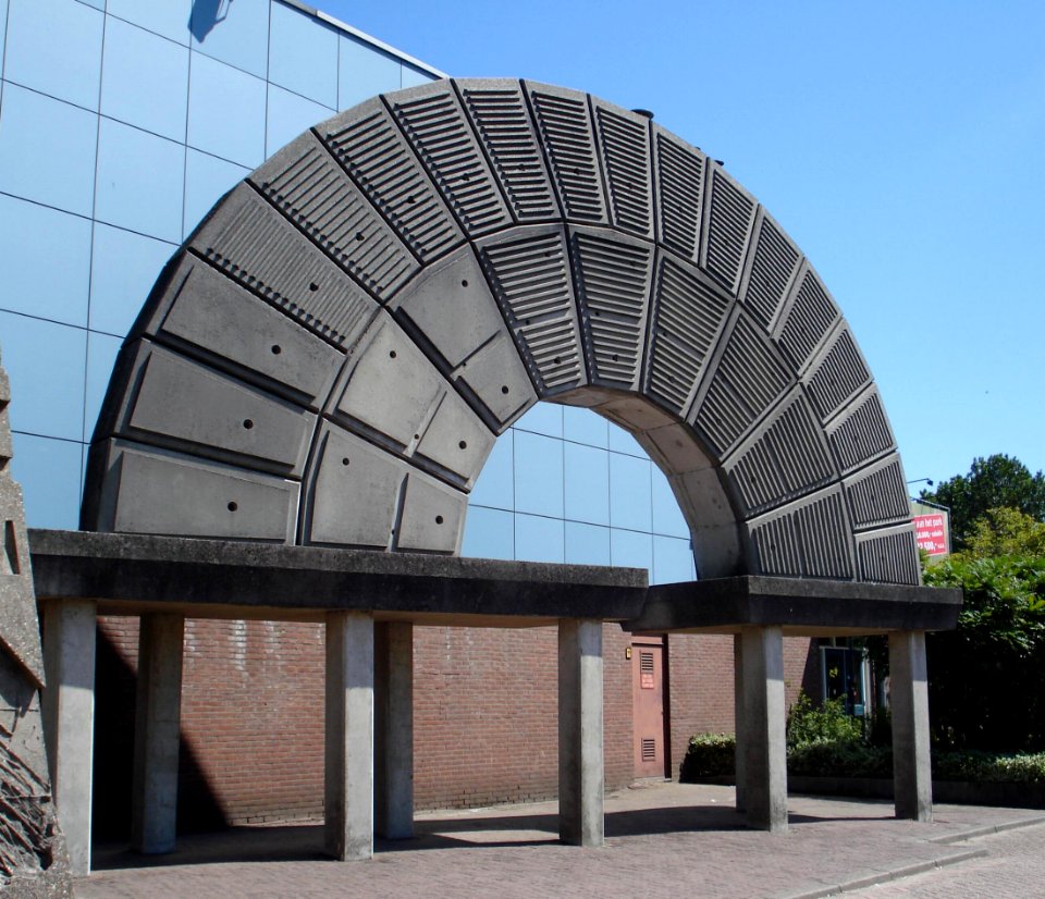 Dordrecht kunstwerk romboutslaan40