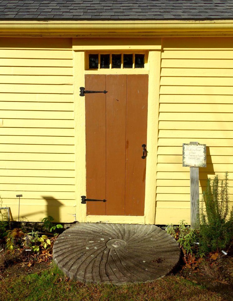 Doorway - Arlington, MA - DSC03159