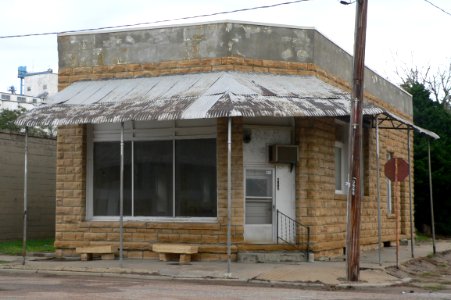 Dorrance State Bank bldg from SW 3