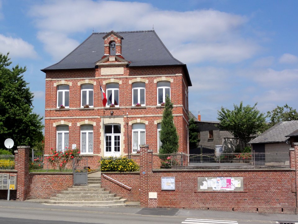 Dorengt (Aisne) mairie