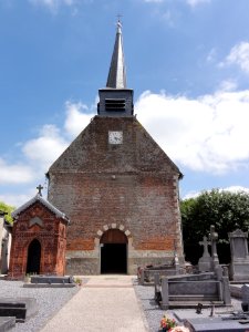 Dorengt (Aisne) Église Saints-Pierre-et-Paul (01)