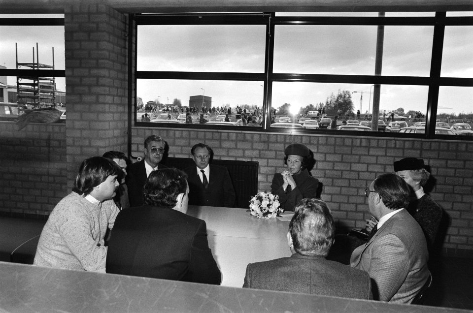 Doop Koningin Beatrix bij Van der Giessen de Noord Krimpen aan den IJssel Ko, Bestanddeelnr 933-4802