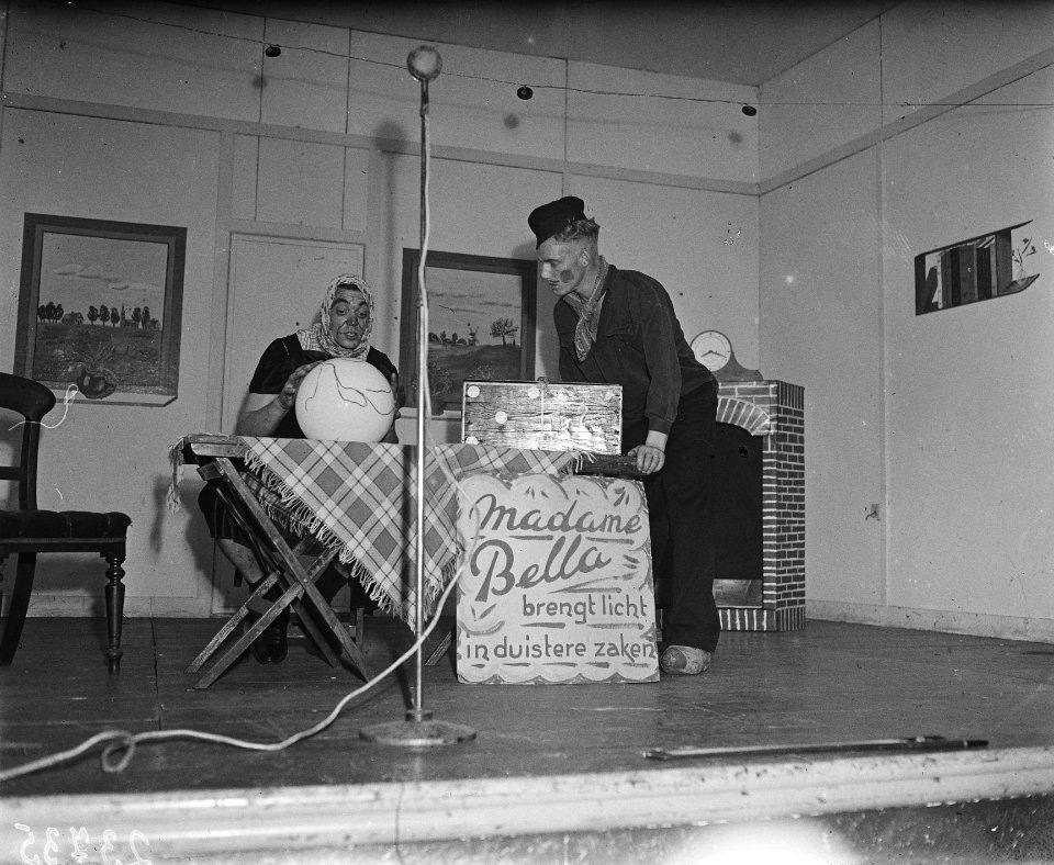 Doorman-cabaret, Bestanddeelnr 902-3735