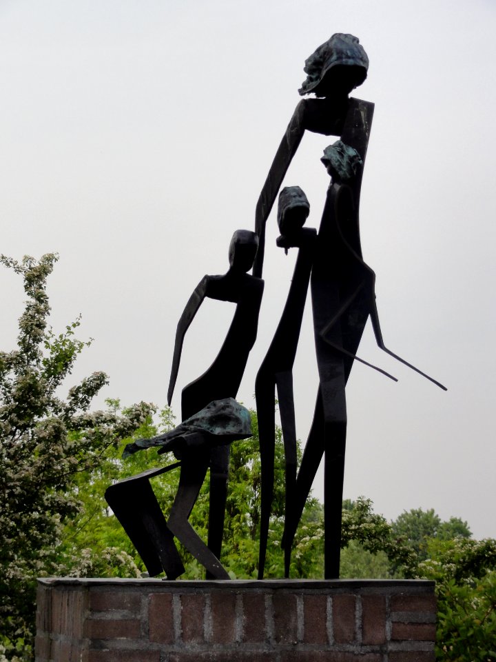 Doornenburg (Lingewaard) oorlogsmonument De Vlucht, sculptuur