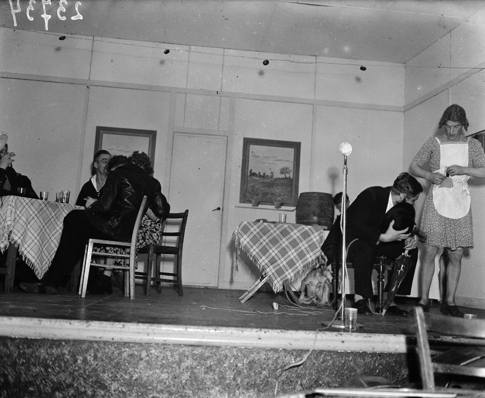 Doorman-cabaret, Bestanddeelnr 902-3734