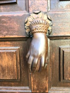Doorknocker in Speloncato