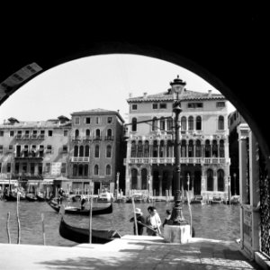 Doorkijkje op het Canal Grande in Venetië, Bestanddeelnr 254-2056