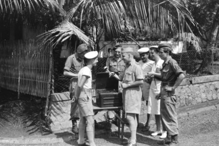 Door de brigade sportofficier van de T-Brigade werd een wandelmars georganiseerd, Bestanddeelnr 1757-2-2