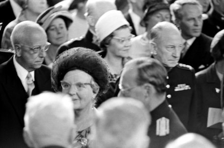 Doop Willem Alexander in Sint Jacobskerk te Den Haag Prinses Beatrix en Claus, Bestanddeelnr 920-6668