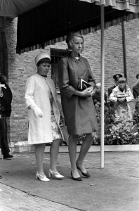 Doop Willem Alexander in Sint Jacobskerk te Den Haag Prinses Christina en Christ, Bestanddeelnr 920-6674