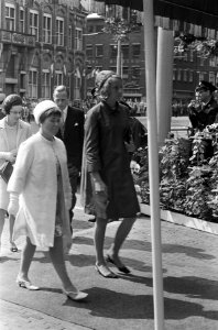 Doop Willem Alexander in Sint Jacobskerk te Den Haag Prinses Christina en Christ, Bestanddeelnr 920-6675