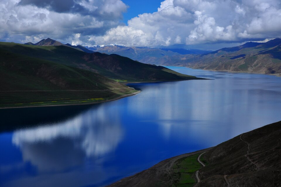 China tibet yamdrok lake