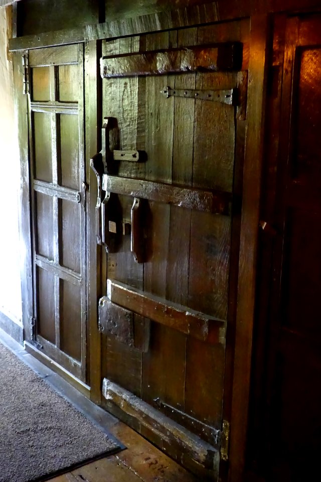 Door - Packwood House - Warwickshire, England - DSC09042