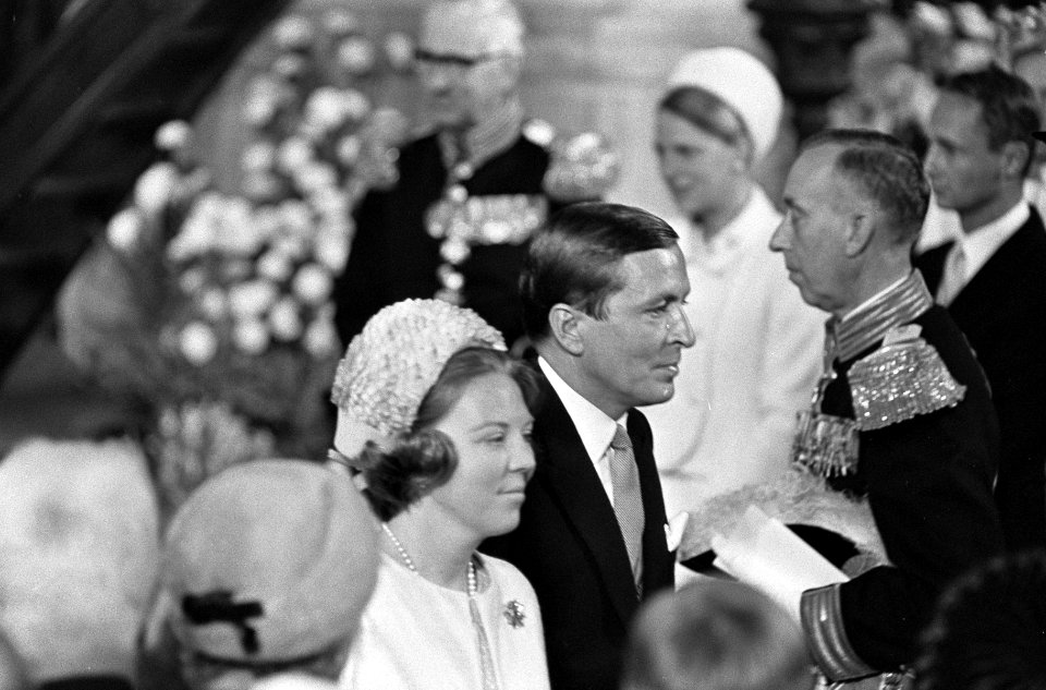 Doop Willem Alexander in Sint Jacobskerk . Nummer 9 Mevrouw Von Amsberg , prinse, Bestanddeelnr 920-6651