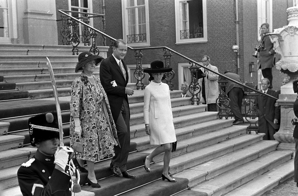 Doop Willem Alexander . Nummers 25.26 Mevrouw M. A. E. del Court van Krimpen , g, Bestanddeelnr 920-6624