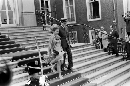 Doop Willem Alexander . Vertrek prinses Margriet en Pieter van Vollenhoven, Bestanddeelnr 920-6615