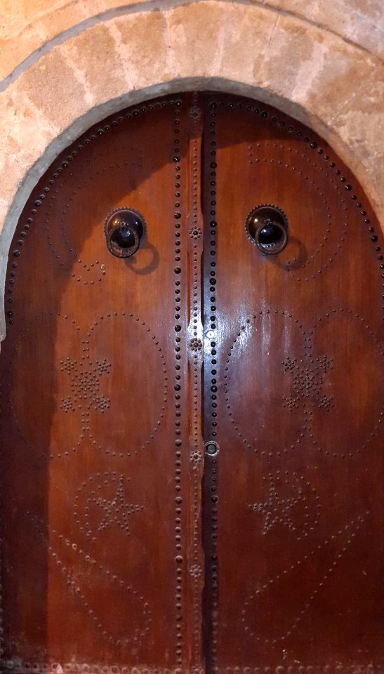 Door in the medina of tunis 2