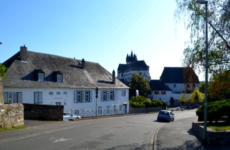 Diez, Schloßberg 10 (1)