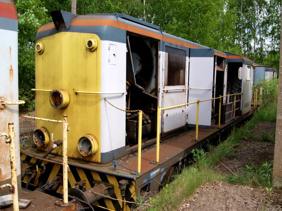 Diesel locomotive 662418 at Petite-Rosselle