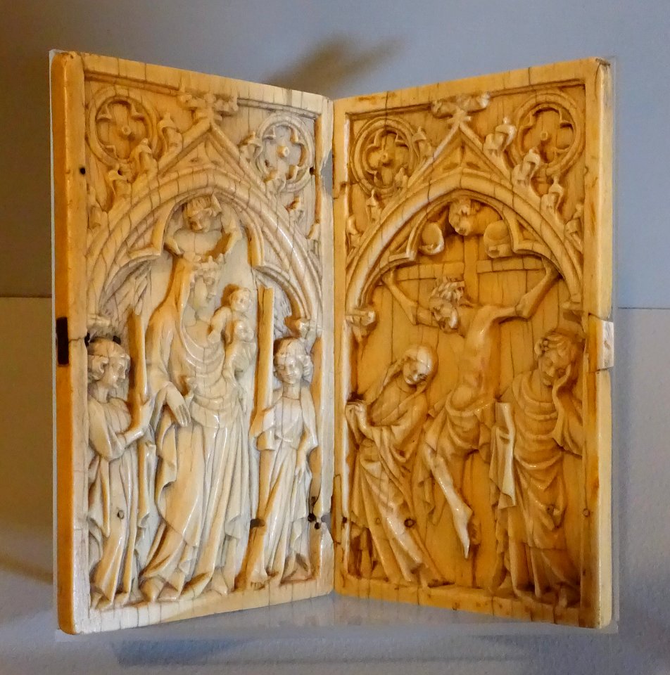Diptych with the Coronation of the Virgin Mary and Crucifixion of Jesus Christ, France, perhaps Paris, c. 1340-1360, ivory - Krannert Art Museum, UIUC - DSC06347