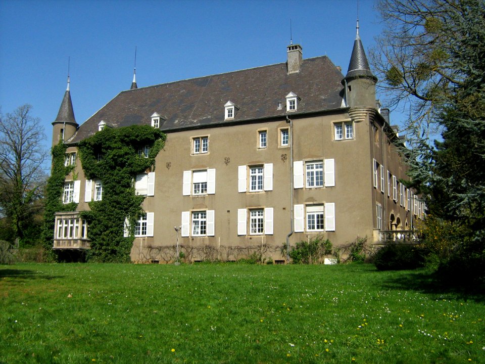 Differdange Castle5