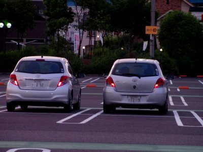 Difference between Toyota Vitz 2nd Generation & 3rd Generation 1