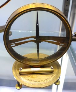 Dip needle, by W. Wilson, 1 Belmont St., London, NW, for measuring vertical aspect of Earth's magnetic field, c. 1900 - Museum of Science and Industry (Chicago) - DSC06529