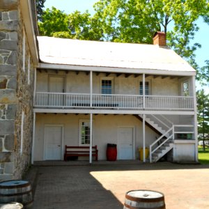 Dills Tavern rear el
