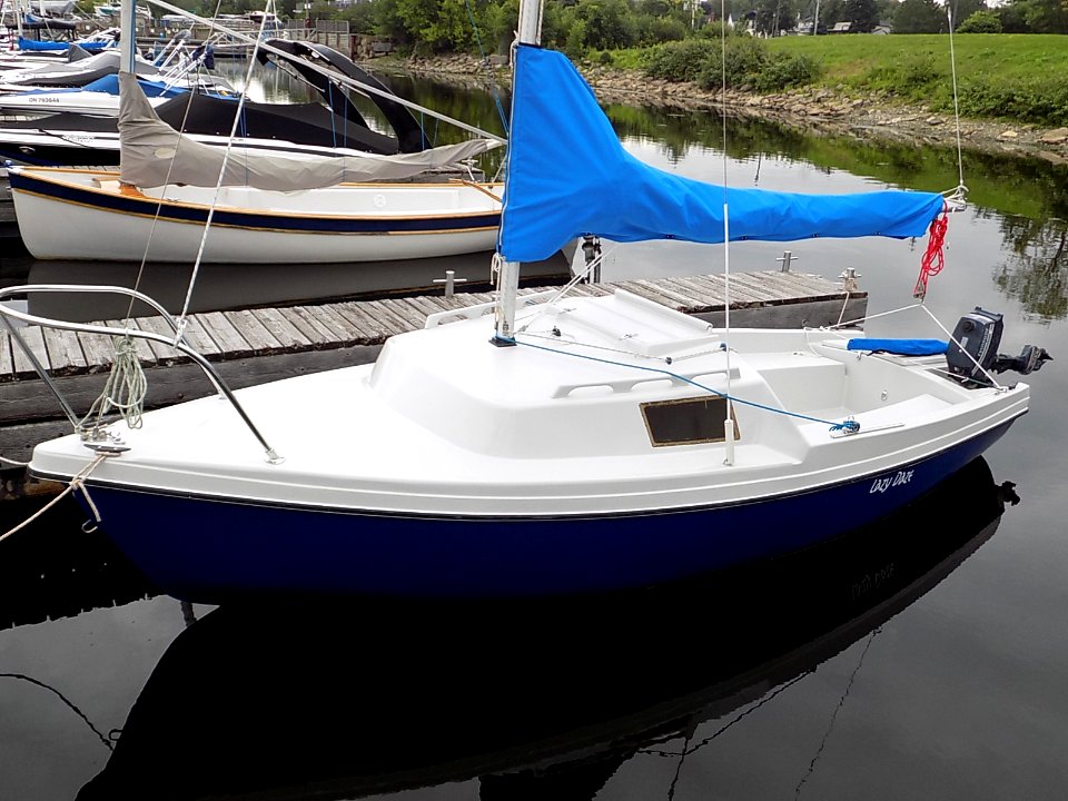 Diller Schwill DS-16 sailboat Lazy Daze 3874