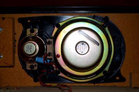 Dimensia console TV speaker