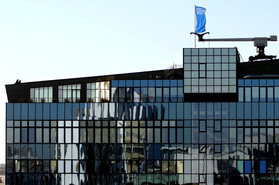 DIN.Berlin.von.Osten