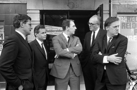Dimitri Frenkel Frank, Rinus Ferdinandusse, Jan Blokker en Leen Timp (regisseur), Bestanddeelnr 919-6857